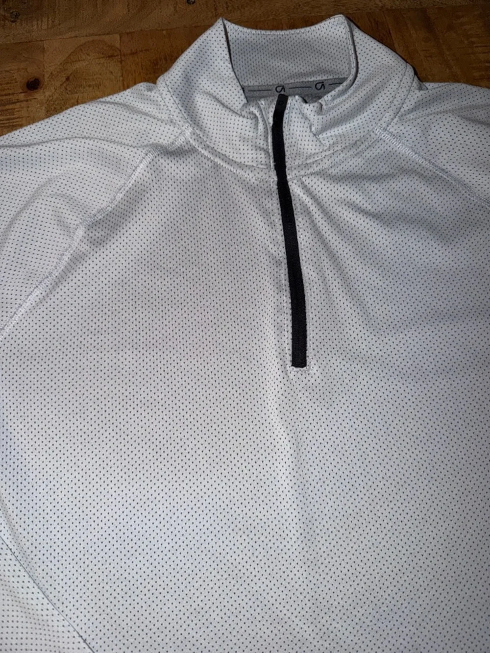 GAP Men’s Long Sleeve Quarter-Zip Pullover in Light Gray with Black Zipper